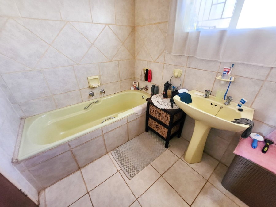 4 Bedroom Property for Sale in Meiringspark North West